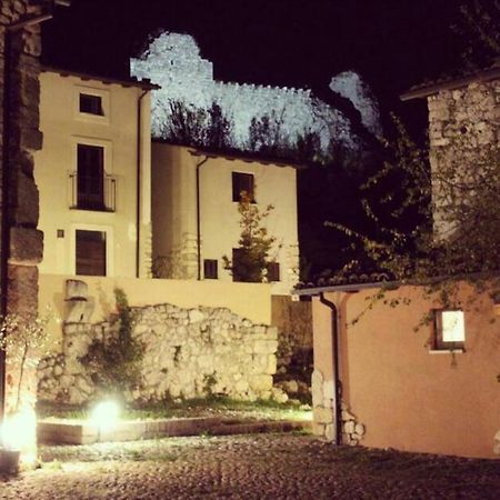 Hotel Antico Borgo di Albe Esterno foto