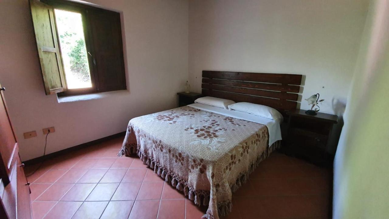 Hotel Antico Borgo di Albe Esterno foto