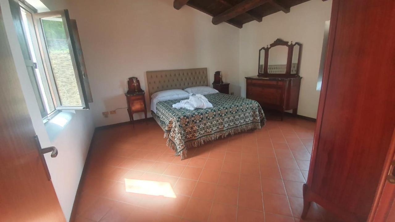 Hotel Antico Borgo di Albe Esterno foto